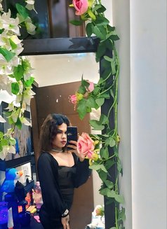 Jessy for cam/real session - Transsexual escort in New Delhi Photo 15 of 16