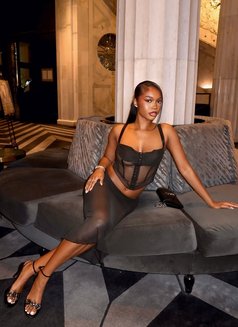 Jessy - escort in Dubai Photo 7 of 8