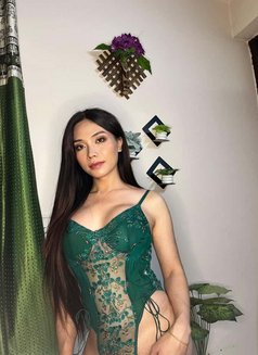 Jessy - Transsexual escort in New Delhi Photo 4 of 8