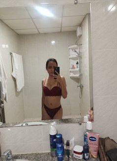 Jessy Kinler - masseuse in Bangkok Photo 2 of 13