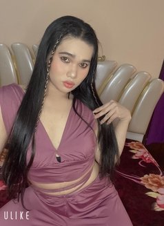 Jessy - Transsexual escort in Muscat Photo 4 of 7