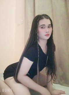Jessy - Transsexual escort in Muscat Photo 6 of 7