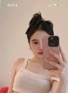 Jessy Young and Petite Girl - puta in Johor Bahru Photo 1 of 6