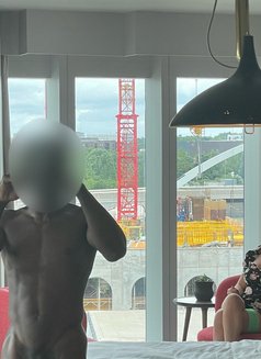 Jet Bbc Blaze Pornstar - Acompañantes masculino in Hong Kong Photo 2 of 4