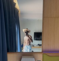 The Quiet Gentleman - Acompañantes masculino in Bangkok