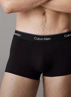 Jett for Women and Alone Girls - Acompañantes masculino in Tokyo Photo 1 of 1