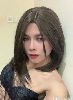 Jetzy - masseuse in Muscat Photo 3 of 3