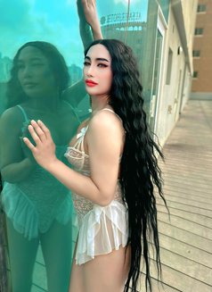 Jeunesse Top cum alot - Acompañantes transexual in Al Manama Photo 7 of 8