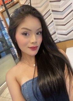 Jewel - escort in Manila Photo 6 of 8