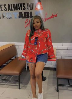 Jewel - escort in Nairobi Photo 2 of 6