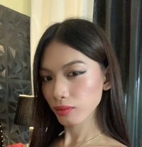Jewela - Transsexual escort in Makati City