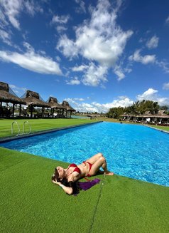 Jexxy - Transsexual escort in Al Ain Photo 15 of 19