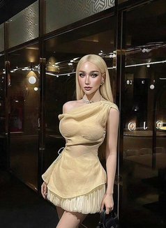 Jexxy Jexxica - Transsexual escort in Dubai Photo 10 of 13