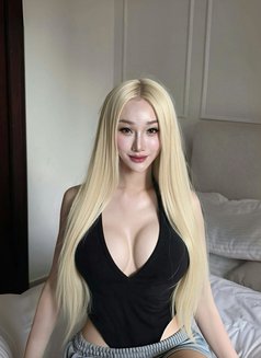 Jexxy Jexxica - Transsexual escort in Dubai Photo 12 of 13