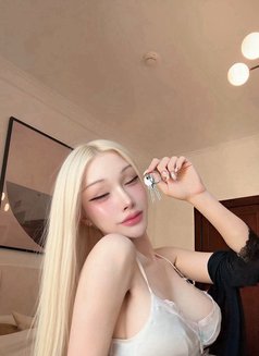 Jexxy Jexxica - Transsexual escort in Abu Dhabi Photo 19 of 19