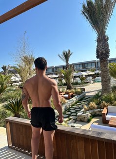 Jeyhun - Male escort in Riyadh Photo 11 of 12