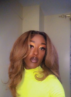 Jeylan - Transsexual escort in Nairobi Photo 9 of 10