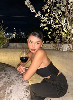 Jeyne - escort in Bangkok Photo 2 of 5