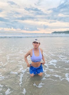 Jezs Ph 🇵🇭 - Transsexual escort in Manila Photo 4 of 13