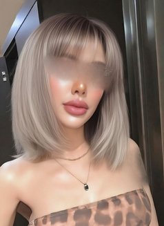 Jezzie D - escort in Bangkok Photo 1 of 4