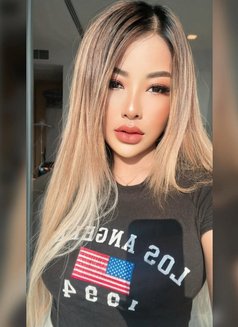 Jézzié D - escort agency in Bangkok Photo 3 of 3