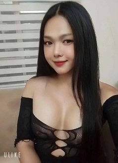 Lady boy Thailand - Acompañantes transexual in Al Manama Photo 5 of 11