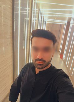 Jforyourdesires - Male escort in Mumbai Photo 3 of 7