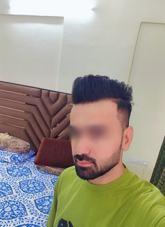 Jforyourdesires - Male escort in Mumbai Photo 5 of 7