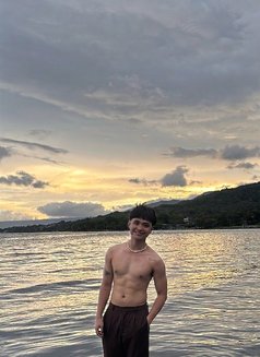 Jg Manila - Male escort in Manila Photo 1 of 4