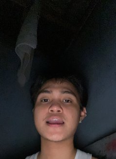 Jg Manila - Male escort in Manila Photo 2 of 4