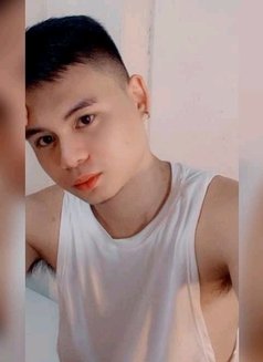 Jhaepy/ForcamShow/Hire - Male escort in Manila Photo 5 of 6