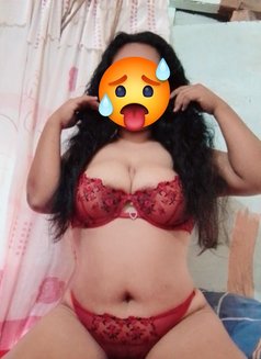 Jham - escort in Manila Photo 7 of 13