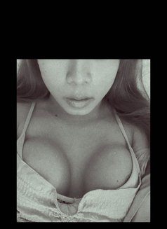 Jhanaloves - Transsexual escort in Manila Photo 10 of 10