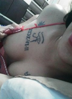 Jhaneee - Transsexual escort in Manila Photo 3 of 3