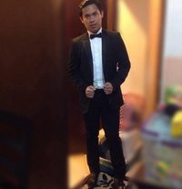 Jhayr - Male escort in Dubai