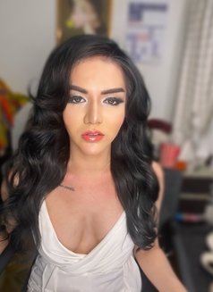 Jhellakhan - Transsexual escort in Manila Photo 1 of 1