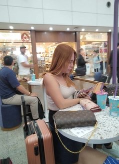 Young trans bottom jem Abu dabhi massage - Transsexual escort in Abu Dhabi Photo 4 of 10