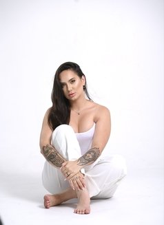Jhenifer Gomes - escort in Dubai Photo 1 of 10