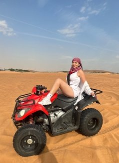 Jhenifer Gomes - escort in Dubai Photo 5 of 10