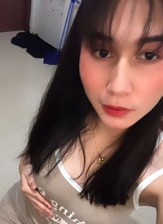 Jhensilly - Acompañantes transexual in Manila Photo 4 of 5