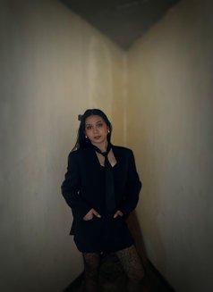 Jheshlie - Transsexual escort in Makati City Photo 5 of 15