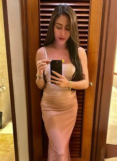 jhesie In town - escort in Hong Kong Photo 4 of 8
