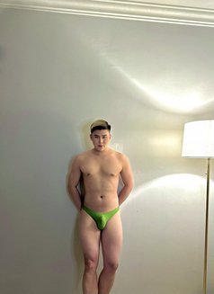 Jhon strong dick🇵🇭 - Transsexual escort in Riyadh Photo 5 of 7