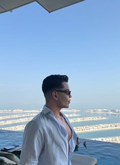 Jhon Young - Male escort in Dubai Photo 10 of 14