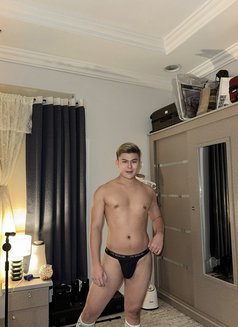 Jhong Baby Boy - Male escort in Riyadh Photo 6 of 10