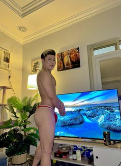 Jhong Baby Boy - Male escort in Riyadh Photo 9 of 10