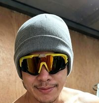 Jhonhunk - Male escort in Manila
