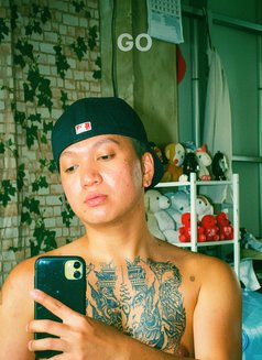 Jhonjhon05 - Transsexual escort in Manila Photo 3 of 3