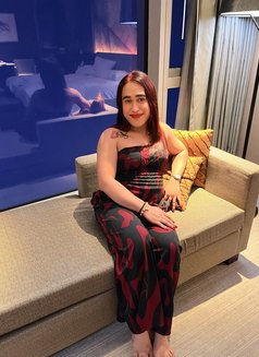 Jhoy Biaculo - Transsexual escort in Manila Photo 7 of 8