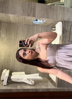 Jhoy Biaculo - Transsexual escort in Manila Photo 9 of 10